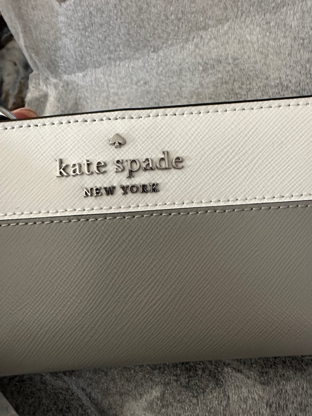 kate spade bifold wallet. Nwt - Picture 5 of 5